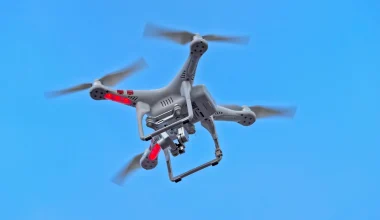 Ρωσία: Μια γυναίκα έχασε τη ζωή της και 5 τραυματίστηκαν από πλήγμα ουκρανικών drones