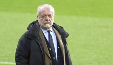 Πρόεδρος της Νάπολι: Φέρνει τα «πάνω-κάτω» – Προτείνει 50λεπτους αγώνες ποδοσφαίρου και κατάργηση κόκκινων καρτών