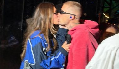 Τζάστιν-Χέιλι Μπίμπερ: Πιο ερωτευμένο από ποτέ το ζευγάρι – Τα τρυφερά στιγμιότυπά τους στο Coachella (φωτο)