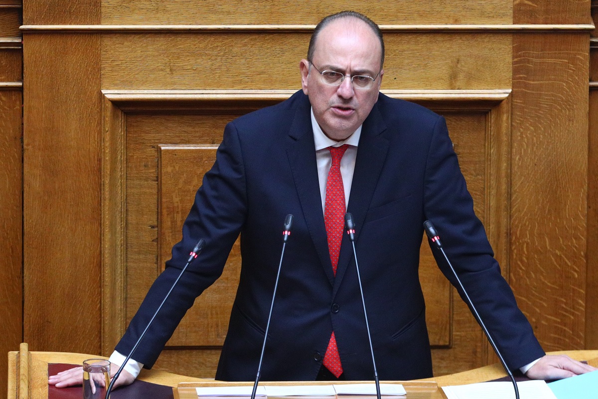 Ψέματα για να δικαιολογήσει τα ψέματα λέει ο Μ.Λαζαρίδης για το «πτυχίο» του & ακόμα δεν του ζήτησαν να παραιτηθεί