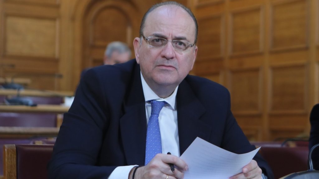 Αλήθεια η Δικαιοσύνη τι πρόκειται να κάνει με την περίπτωση Μ.Λαζαρίδη που κατείχε δημόσια θέση χωρίς προσόντα;