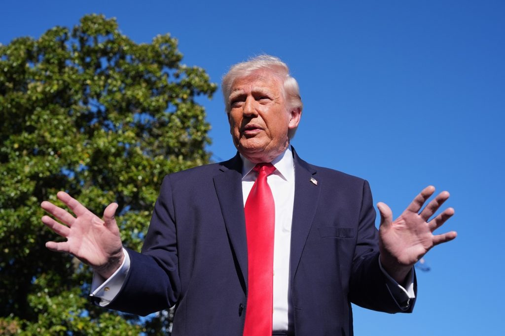 Ν.Τραμπ για νέο γύρο συνομιλιών ΗΠΑ – Ιράν: «Κάτι μπορεί να συμβεί μέσα στις επόμενες δύο ημέρες»