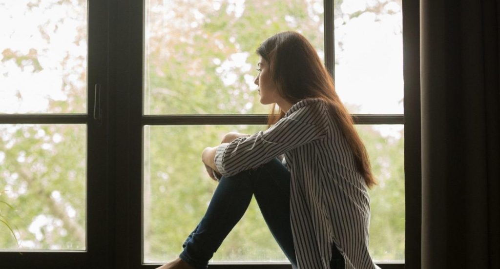 Πείτε όχι στην μοναξιά: Πώς η μοναχική ζωή συνδέεται με αυξημένο κίνδυνο καρδιακών παθήσεων