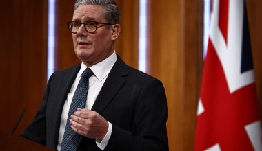 Κ.Στάρμερ για πόλεμο στο Ιράν: «Το Ηνωμένο Βασίλειο δεν πρόκειται να εμπλακεί»