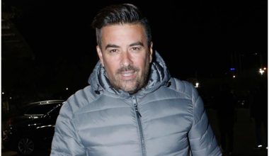 Η πρώτη δημόσια εμφάνιση του Γ.Αϊβάζη με τη νέα του σύντροφο στα Χανιά (βίντεο)