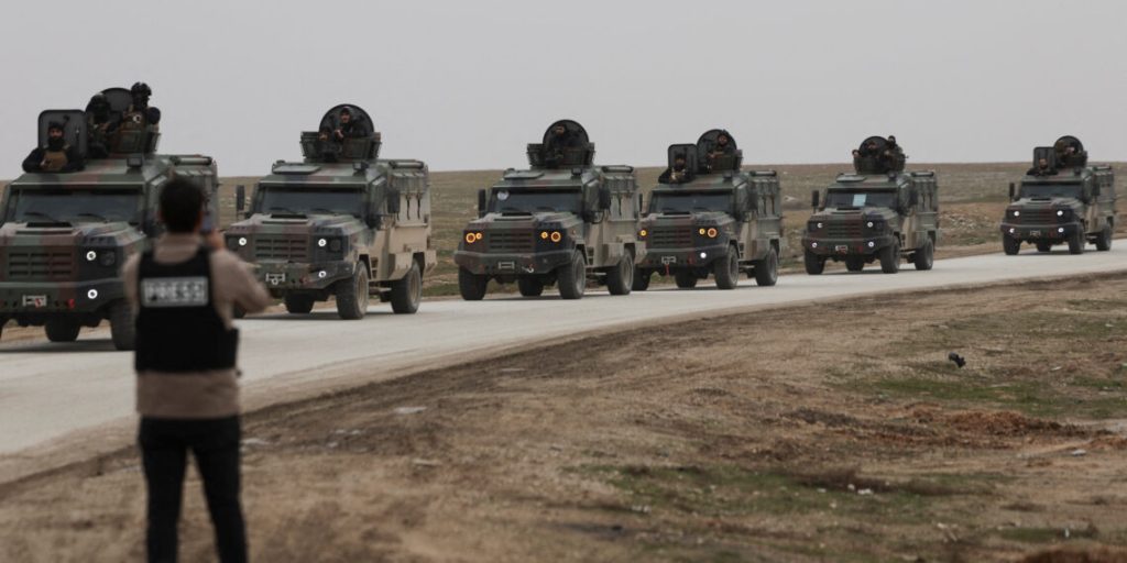 Οι αμερικανικές δυνάμεις αποχώρησαν από τη Συρία – Παραχώρησαν όλες τις βάσεις στην Δαμασκό