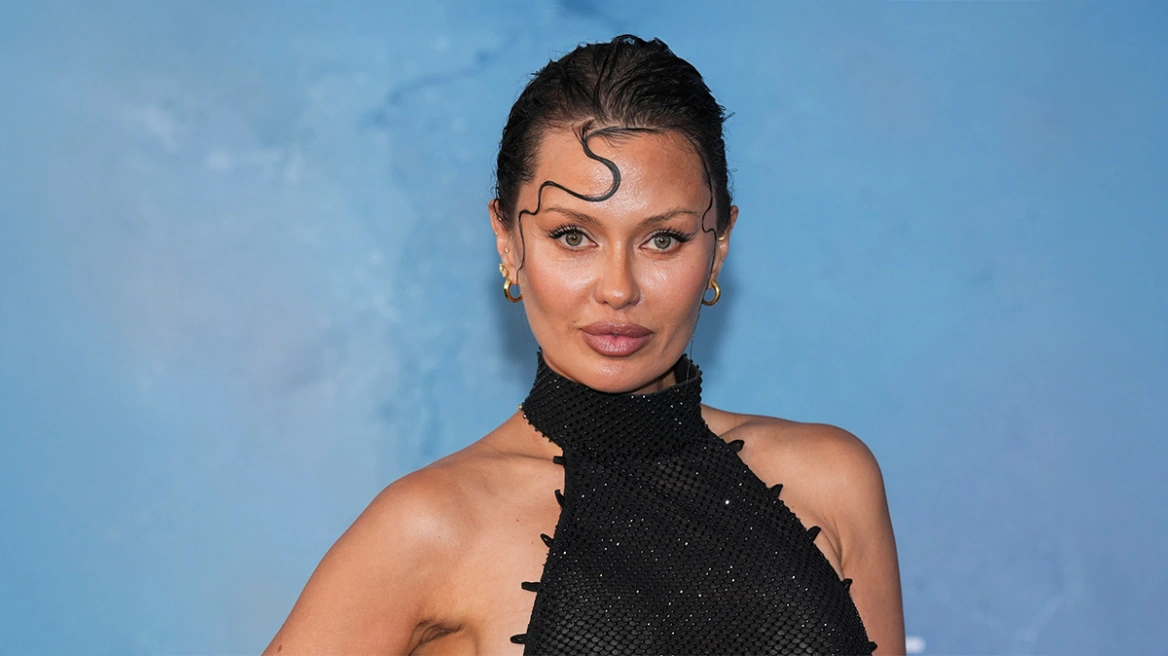 Ρωσίδα Blogger μίλησε για προβλήματα στην χώρα και το Κρεμλίνο συμφώνησε ότι γνωρίζει και τα διορθώνει