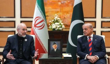 Τεχεράνη: «Θέλουμε αποζημιώσεις και άρση κυρώσεων για να υπάρξει συμφωνία με ΗΠΑ»