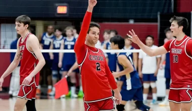 ΗΠΑ: «Βροχή» σχολίων προκάλεσαν οι έντονοι πανηγυρισμοί γκέι βολεϊμπολίστα σε κολέγιο στην Καλιφόρνια (βίντεο)