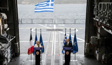 Bloomberg: Γιατί Ελλάδα και Γαλλία θα ανανεώσουν την αμυντική τους συνεργασία για τα επόμενα 5 έτη