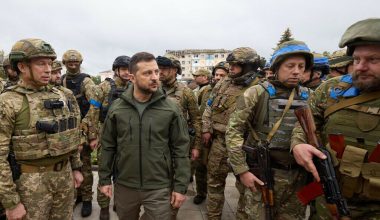 Ψυχρολουσία στο Κίεβο: Ζελένσκι – «Η Λευκορωσία δημιουργεί μυστικά περάσματα προς την Ουκρανία – Την βοηθά η Ρωσία»