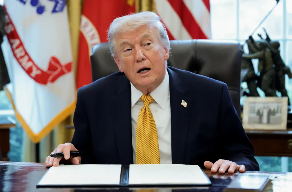 Ν.Τραμπ για Ιράν: «Έγινε λίγο πιο χαριτωμένο – Οι συνομιλίες εξελίσσονται θετικά»