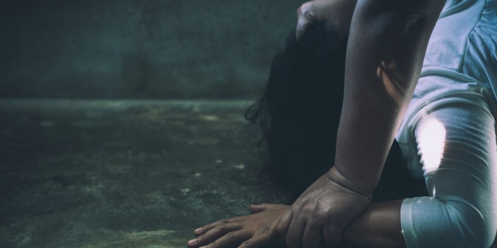 Ανήλικη στον Εύοσμο κατήγγειλε σεξουαλική κακοποίηση από 21χρονο – «Ήμουν μεθυσμένη και το εκμεταλλεύτηκε»