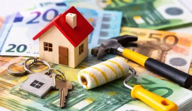 Τον Ιούνιο ξεκινά το νέο «Ανακαινίζω» με έως 95% επιδότηση: Τι περιλαμβάνουν οι παρεμβάσεις