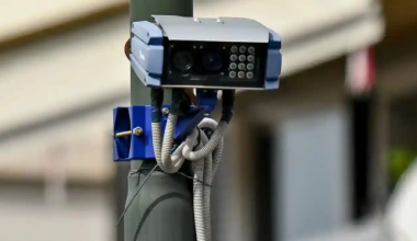 Σε αυτό το δρόμο της Αττικής τοποθετήθηκαν τέσσερις νέες «έξυπνες» κάμερες – Οι παραβάσεις που «γράφουν»