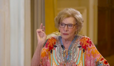 Μ.Κοντού: «Όταν έμαθε η γιαγιά μου για το θέατρο είπε ότι είμαι “ένα που@@@@κι”» (βίντεο)