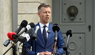 ο Π.Μάγιαρ στέλνει Ουκρανούς και αλλοδαπούς από Ιούνιο στις χώρες τους!