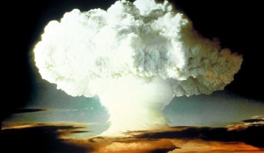 Ο Ντ.Τραμπ είχε αποφασίσει να κάνει χρήση πυρηνικών κατά του Ιράν;