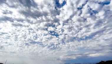 Καιρός: Mικρή άνοδος της θερμοκρασίας σήμερα – Πού θα σημειωθούν βροχές