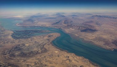 Αυστηρό μήνυμα Κίνας για Στενά του Ορμούζ: «Πρέπει να μείνουν ανοικτά»!