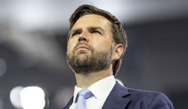 Washington Post: Ο Τζει Ντι Βανς δεν αναχώρησε ακόμη για το Ισλαμαμπάντ λόγω «πρόσθετων συσκέψεων»