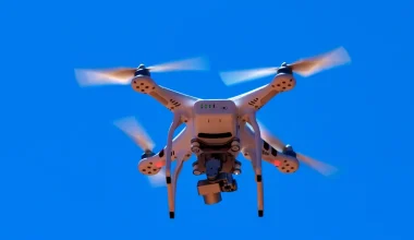 Βίντεο: Ένα ουκρανικό drone αξίας 100$ κατέστρεψε ένα προηγμένο ρωσικό σύστημα πολλαπλών εκτοξευτών πυραύλων