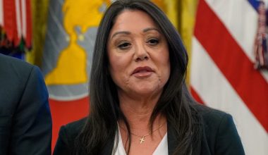 ΗΠΑ: Παραιτήθηκε η υπουργός Εργασίας – Καταγγελίες για κατανάλωση αλκοόλ και σχέσης με υφιστάμενο