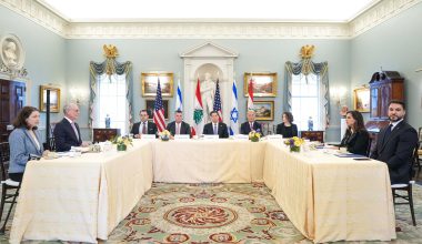 Η Κύπρος δήλωσε ετοιμότητα για να φιλοξενήσει τον επόμενο γύρο των συνομιλιών Ισραήλ και Λιβάνου