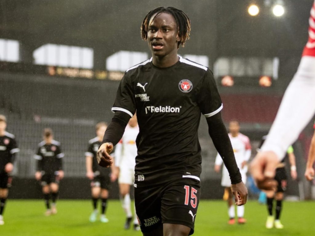 «Μούδιασε» η Δανία: Σοβαρά τραυματισμένος ένας 20χρονος παίκτης της Μίντιλαντ – Έπεσε θύμα ένοπλης επίθεσης