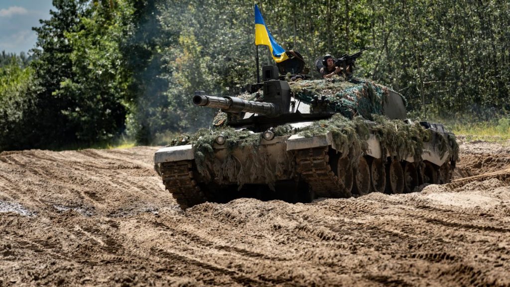 Τι συμβαίνει στα αλήθεια με την τεράστια έλλειψη βρετανικών αρμάτων μάχης Challenger 2 στην Ντομπροπίλια;