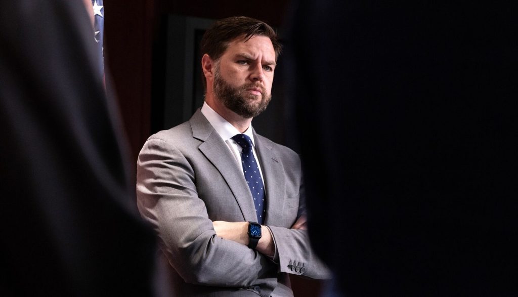 Στον «αέρα» οι διαπραγματεύσεις ΗΠΑ – Ιράν: Ο Τ.Ν.Βανς ανέβαλε το ταξίδι του στο Ισλαμαμπάντ