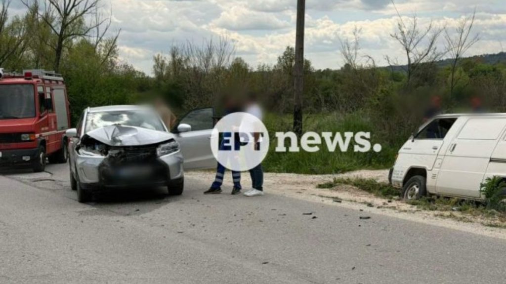 Σφοδρό τροχαίο στην Καστοριά: Μετωπική σύγκρουση δύο οχημάτων – Ανήλικος διακομίστηκε εσπευσμένα στο νοσοκομείο