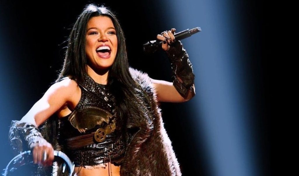 Ρουσλάνα: Δείτε πώς είναι σήμερα στα 52 της η νικήτρια της Eurovison του 2004 – Το βίντεο με τον Akyla