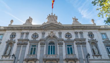 Ισπανία: Με δικαστική απόφαση χαρακτηρίζονται ως «καταστροφική αίρεση» οι Μάρτυρες του Ιεχωβά