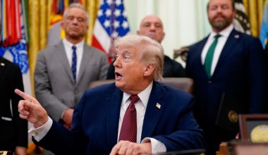 To πρώτο αίτημα του Ν.Τραμπ προς το Ιράν: «Θα ήταν ένα εξαιρετικό ξεκίνημα για τις διαπραγματεύσεις μας» (φωτο)