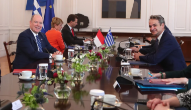 Αλβέρτος ο Β’: Eπίσημη συνάντηση του πρίγκιπα του Μονακό με τον Κ.Μητσοτάκη – Δείτε φωτογραφίες