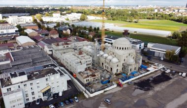 Βίντεο: Στο Στρασβούργο κατασκευάζεται το μεγαλύτερο τζαμί της Ευρώπης με λεφτά της Τουρκίας!