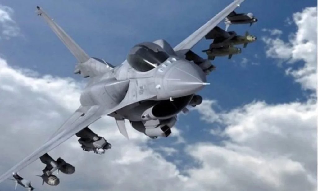 Παραιτήθηκε ο υπουργός Άμυνας του Περού μετά την αναβολή αγοράς αεροσκαφών F-16