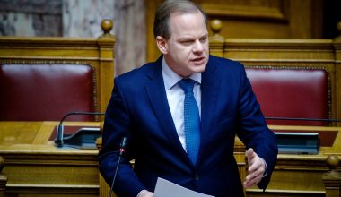 Κ.Αχ.Καραμανλής: «Είμαι αποφασισμένος να καθαρίσω το όνομά μου μια και καλή – Να υπερψηφίσετε την άρση ασυλίας μου»