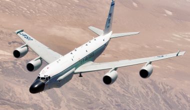 To πιο προηγμένο αεροσκάφος συλλογής πληροφοριών των ΗΠΑ κατευθύνεται στην Μέση Ανατολή