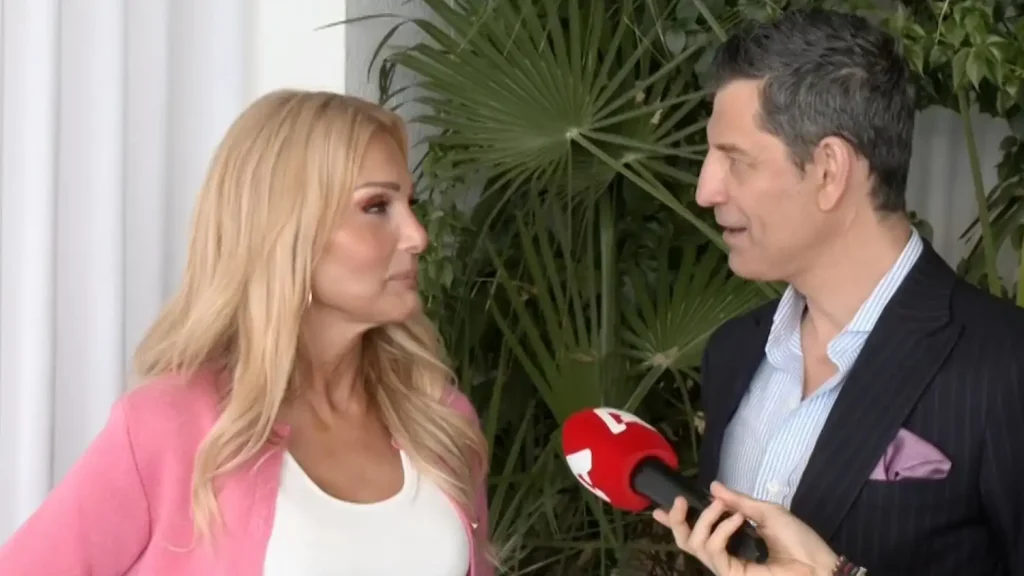 Η διπλωματική απάντηση της Ν.Θεοδωρίδου σε δημοσιογράφο για το αν παντρεύεται – Δείτε βίντεο