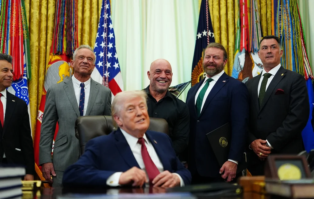 Ντ.Τραμπ: Ενέκρινε τη χρήση MDMA και LSD για θεραπευτικούς σκοπούς – Νέα σελίδα για την ψυχική υγεία