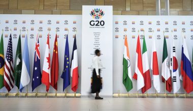 H Ρωσία έλαβε πρόσκληση για τη σύνοδο κορυφής της G20 στις ΗΠΑ: «Ο Θεός ξέρει τι θα συμβεί πριν από τότε»