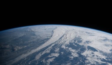 Η NASA δημοσίευσε νέες εντυπωσιακές εικόνες από την αποστολή Artemis II (φώτο-βίντεο)