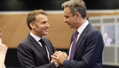 Ε.Μακρόν: Σήμερα η συνάντηση με τον Κ.Μητσοτάκη – Ανανέωση της αμυντικής συμφωνίας Ελλάδας-Γαλλίας