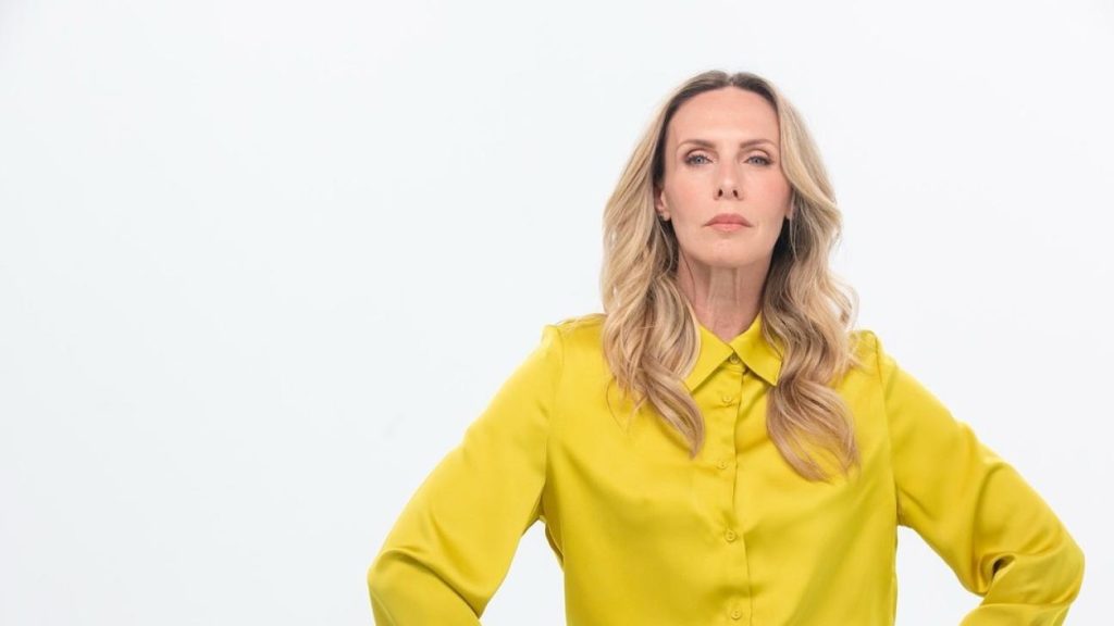 Ε.Παπούλια: «Πέθανα στον ύπνο μου» – Η συγκλονιστική εμπειρία που άλλαξε τη ζωή της (βίντεο)