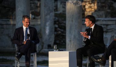 Ε.Μακρόν σε Κ.Μητσοτάκη: «Αν νιώσετε οποιαδήποτε απειλή, κάντε ό,τι χρειάζεται – Η Γαλλία θα είναι δίπλα σας»