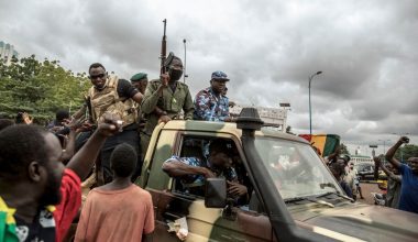 Συναγερμός στο Μάλι: Σε εξέλιξη μαζικές επιθέσεις από τζιχαντιστικές ομάδες σε όλη τη χώρα (βίντεο)
