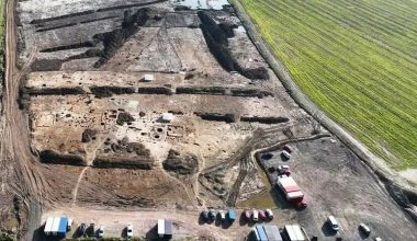 Τσεχία: Εργάτες σε αυτοκινητόδρομο «ξετρύπωσαν» σπάνιο θησαυρό 2.200 ετών