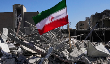 Ο Στρατός του Ιράν απειλεί με στρατιωτική απάντηση εάν συνεχιστεί ο ναυτικός αποκλεισμός των ΗΠΑ